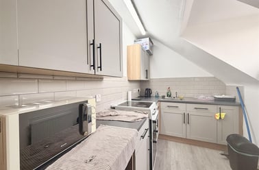 Sherwin Road, Lenton, Nottingham - Image 2